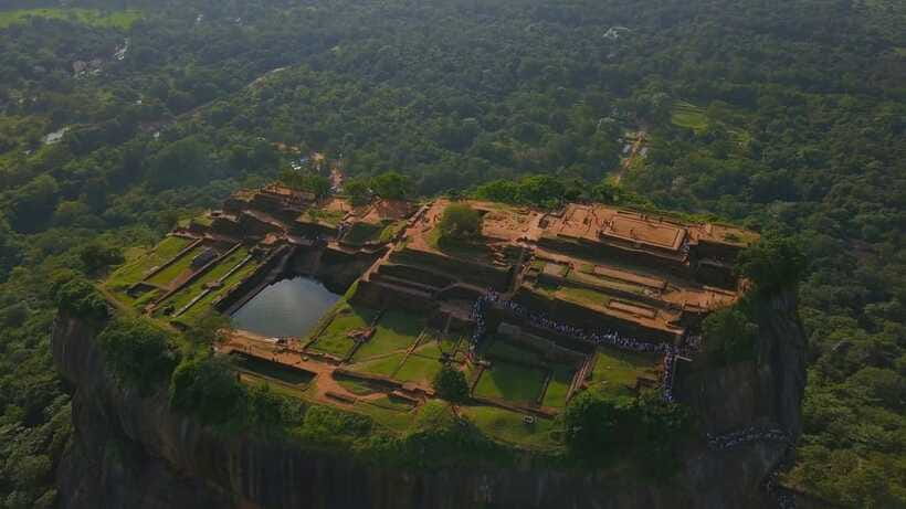 From Colombo: All Inclusive Sigiriya, Dambulla &Village Tour - The shopping-stop warning