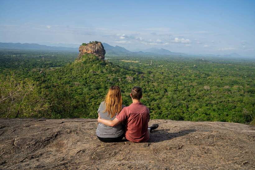 From Colombo: Dambulla and Pidurangala Rock climb Day Trip - A long road from Colombo to Dambulla