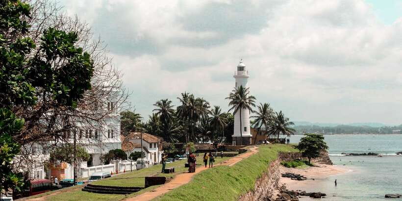 From Colombo: Day Trip to Galle City, Koggala and Unawatuna - Meeting the stilt fishermen at Koggala