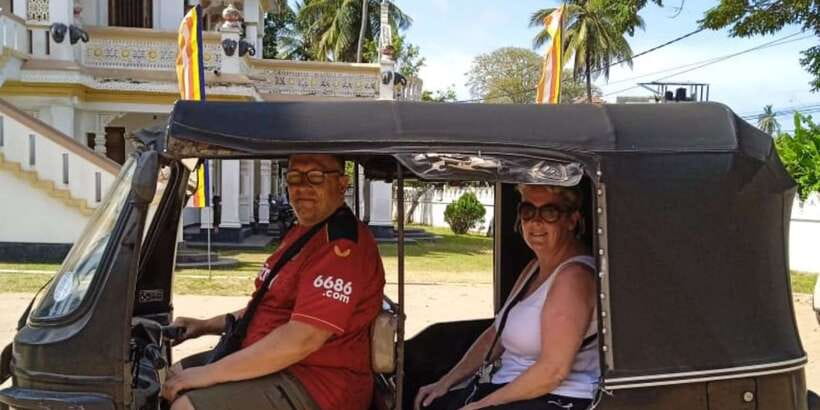 From Colombo: Negombo Fishing Village Tour by Tuk-Tuk - 7:00 pickup from Colombo or Mount Lavinia