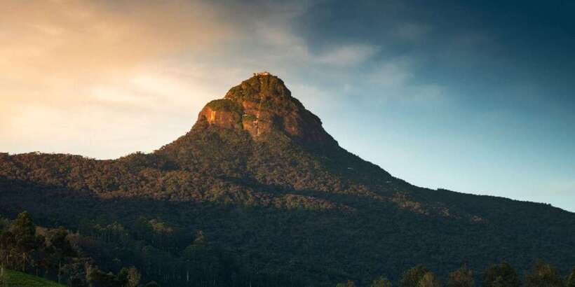 From Colombo/Negombo: Summit Thrills, Adams Peak Guided Hike - Why Adam’s Peak is worth the night climb