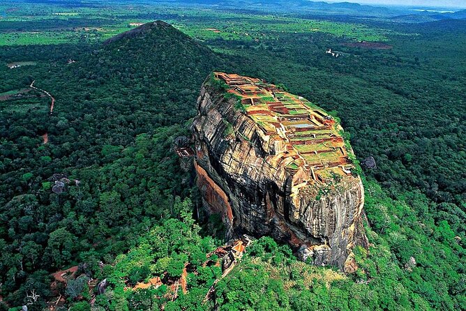 From Colombo/Negombo to Sigiriya, Dambulla Day Trip & Safari - Dambulla Cave Temple after the safari