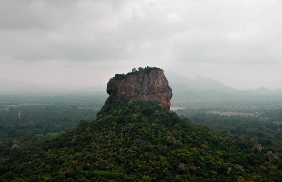 From Colombo: Sigiriya and Dambulla Full-Day Private Tour - Who should book this Colombo to Sigiriya tour?