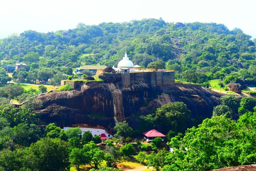 From Colombo: Sri Lanka Heritage 5-day Private Tour - Day 3: Sigiriya, Dambulla, spices, and Kandy