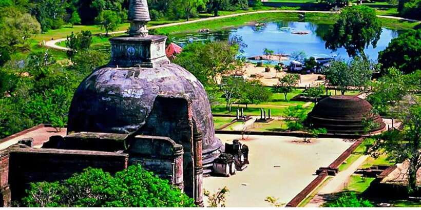 From Dambulla/ Sigiriya: Ancient City of Polonnaruwa by Bike - Starting the 3.5-hour ride through the ancient city