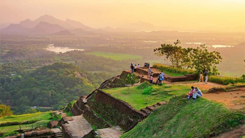From Habarana: Dumbulla Cave & Sigiriya Fortress Tour - Why this pairing works so well