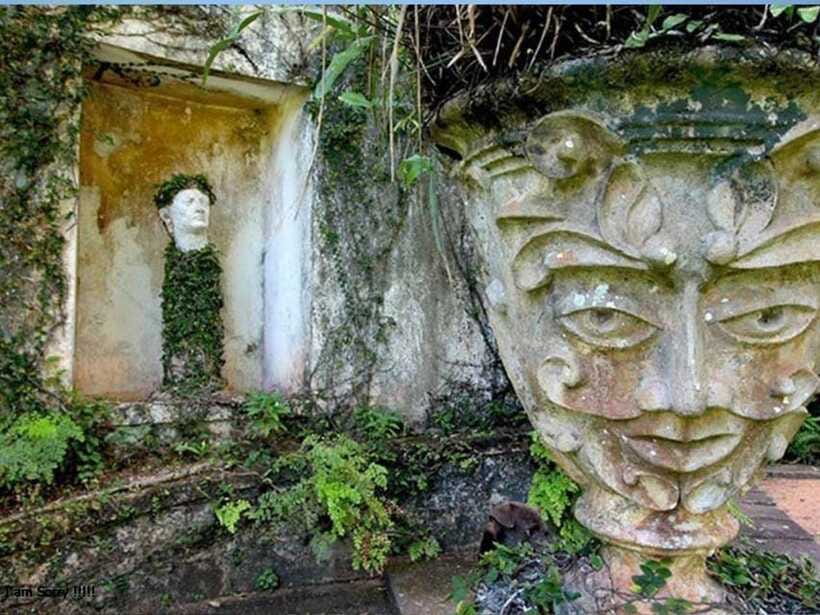 From Kalutara/Waskaduwa: Lunuganga & Brief Garden Tour - The pause between gardens