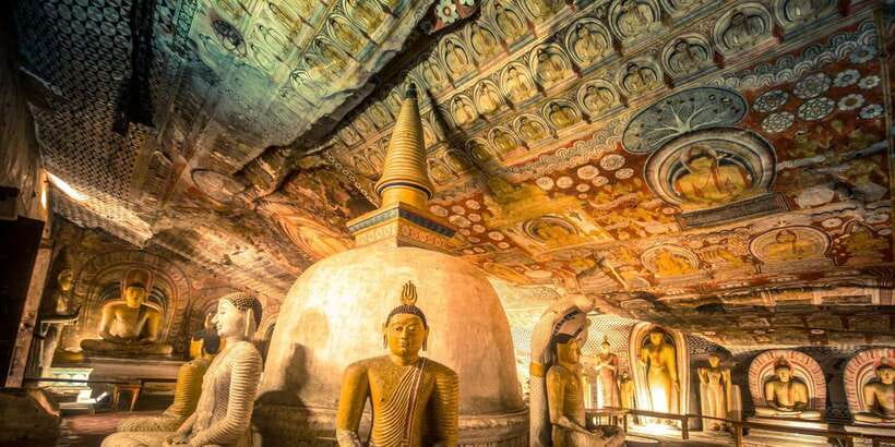 From Kandy: Sigiriya and Dambulla Private Day Tour - Hiriwadunna Village at midday
