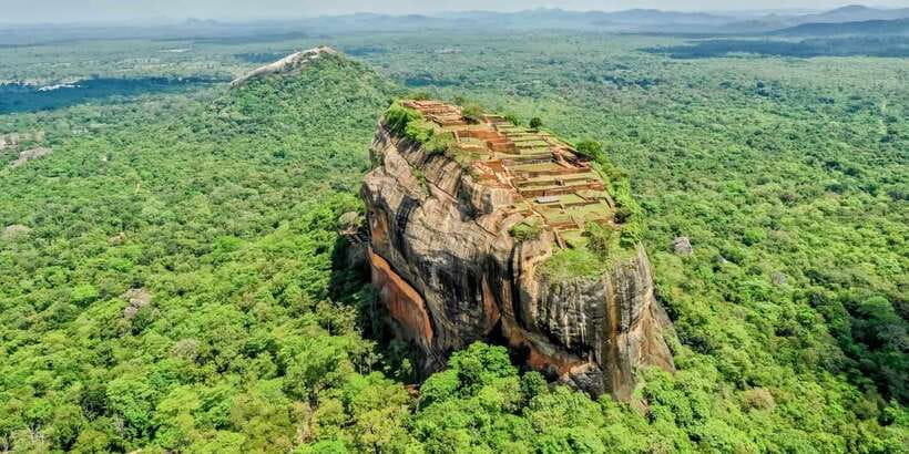 From Kandy: Sigiriya Rock & Dambulla Cave Temple Adventure - Sri Muthumariamman Temple in Matale