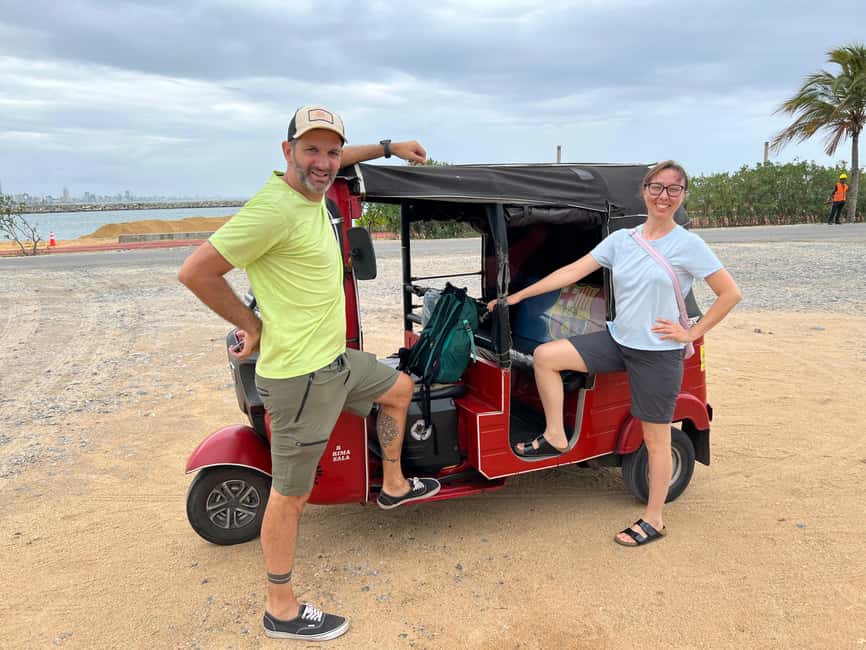 From Negombo: Colombo City Tour by Tuk Tuk with Hotel Pickup - Galle Face Green and the Colombo waterfront
