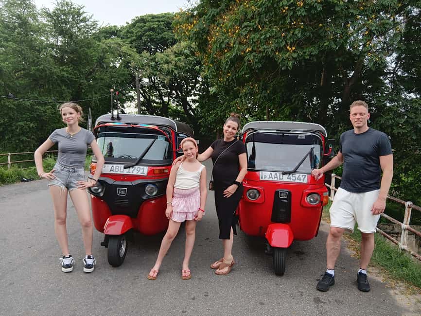 From Negombo: Colombo City Tour by Tuk Tuk with Hotel Pickup - Colombo Fort, colonial buildings, and Pettah Market