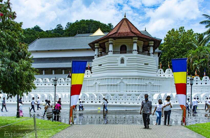 From Nuwara Eliya To Kandy Drop Tour - The Big Buddha and views over Kandy