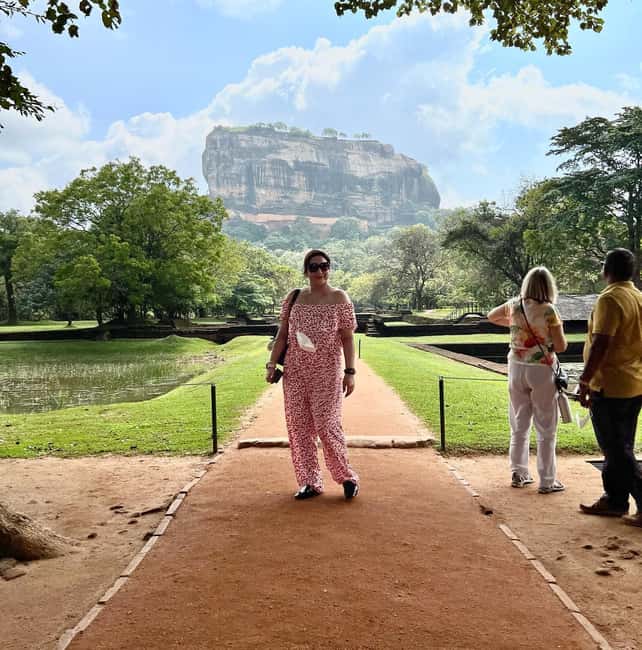 From Sigiriya: Sigiriya Lion Rock and Minneriya Jeep Safari - Two Sri Lankan highlights in six hours