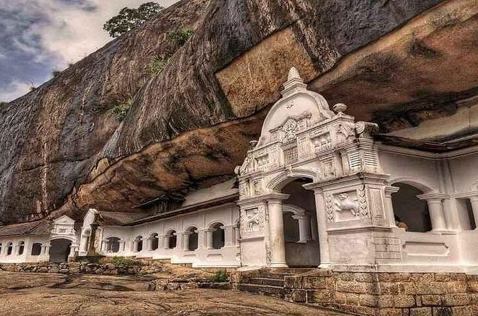 From Sigiriya to Kandy Transfer by Private Comfortable Car - Flexible stops, with no fixed sightseeing list