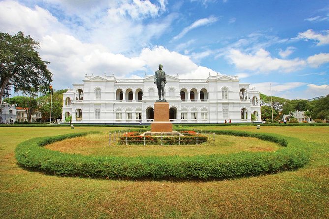 Full-Day Colombo City Tour (Private Car) - Dehiwala Zoo Takes Real Time