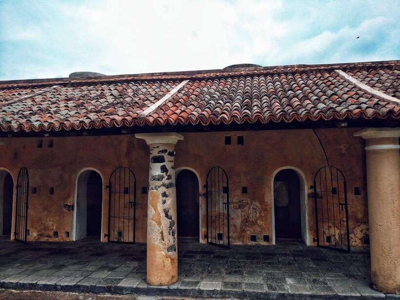 Galle: Dutch Fort Guided Walking Tour - Starting at Galle’s Old Gate