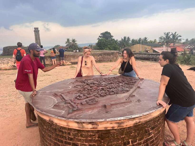 Galle: Dutch Fort Guided Walking Tour - Following Portuguese, Dutch, and British layers