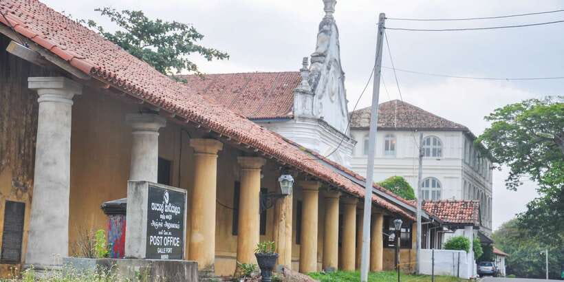 Galle Fort: Guided Walking Tour - The British lighthouse and the late-afternoon pause
