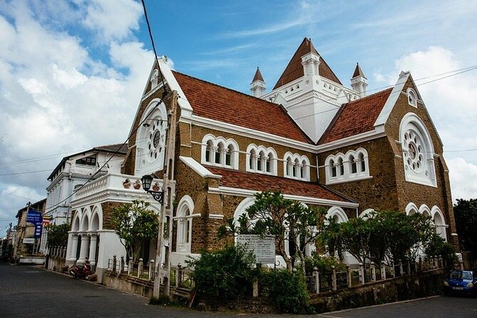 Galle Fort Tour - Crafts, Antiques, and Shopping in Galle