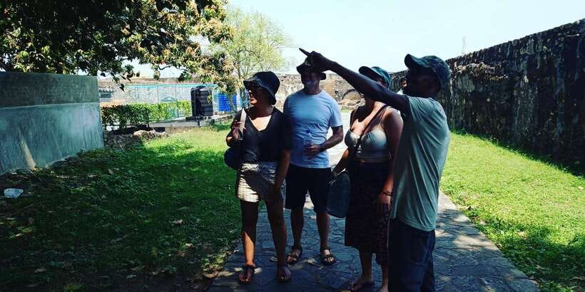 Galle Fort Walking tour - Walking the ramparts with local stories