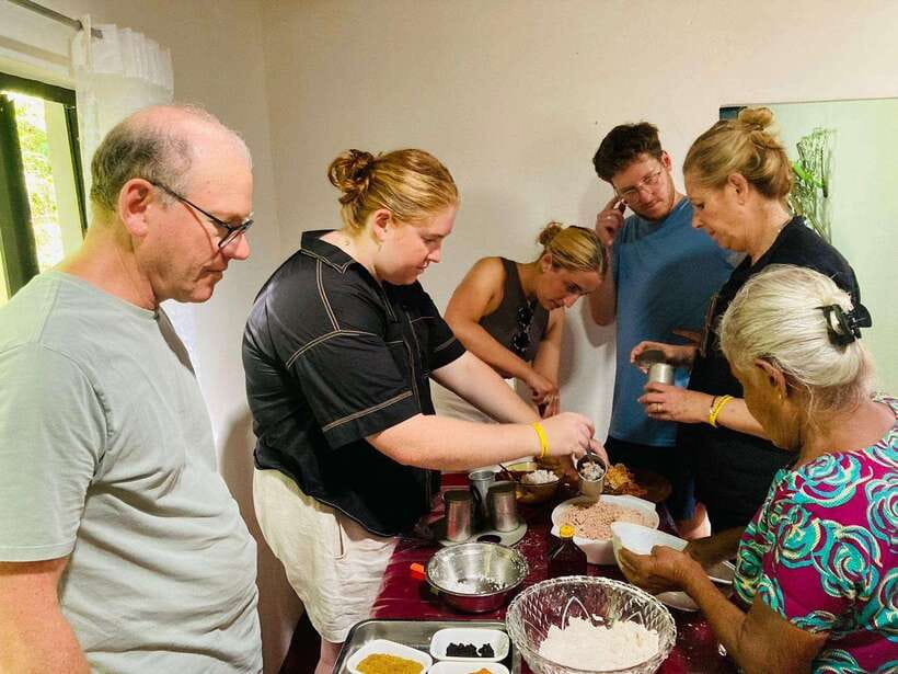 Galle: Traditional Sri Lankan Cooking Class - What happens during the three hours