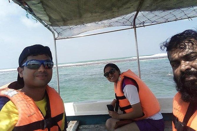 Glass Bottom Boat Tour and Snorkeling Hikkaduwa - Meeting at People’s Bank in Wawulagoda