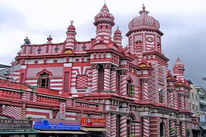 Granbell Hotel Colombo City Tour. - Independence Square and Colombo’s public spaces