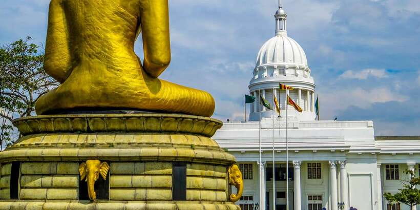 Guided Colombo Half-Day City Tour - Lak Medura: useful shopping, but check your priorities