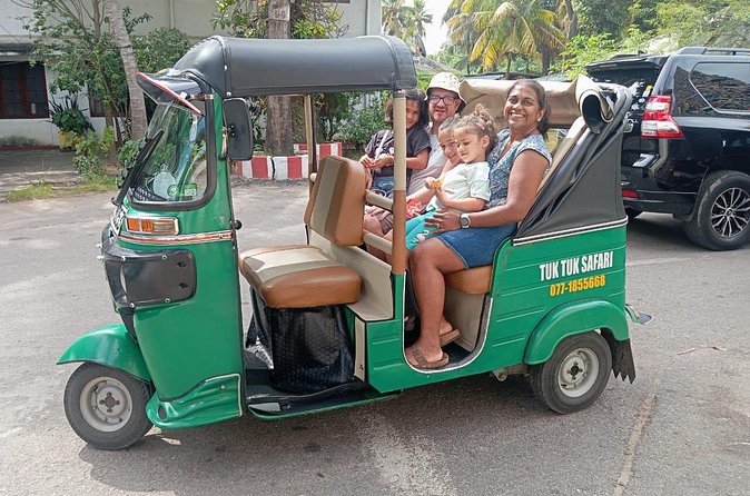 Guided Tuk Tuk Tour of Colombo - Independence Square and Colombo’s civic identity