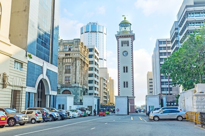 Half Day City Tour of Colombo - Sri Kailawasanathan Kovil and temple etiquette