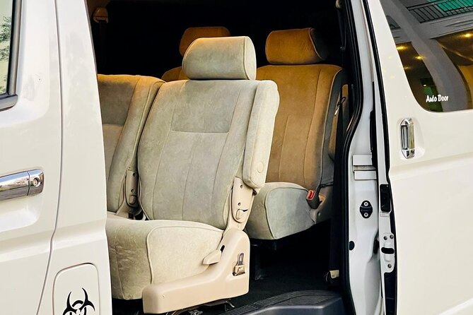 Hambantota to Colombo Airport Departure Transfer - Luggage, seating, and special requests