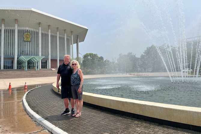 Highlights Colombo Day Tour With Afternoon HIGH TEA In Galle Face Hotel - A five-minute look at Bandaranaike Memorial International Conference Hall