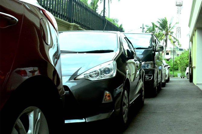 Hikkaduwa to Colombo Airport - Who should book this Hikkaduwa airport transfer