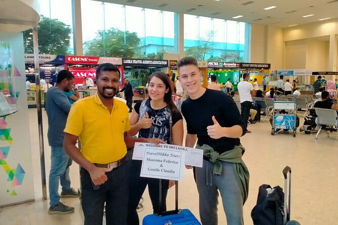 Hikkaduwa to Colombo Airport (CMB) Private Transfer - Air conditioning, safety, and comfort on the road