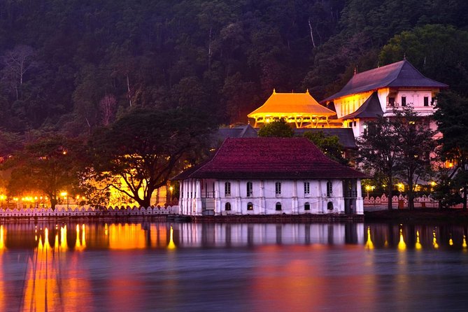 Kandy and Pinnawala Private Day Tour from Colombo/Negombo - What private transport changes