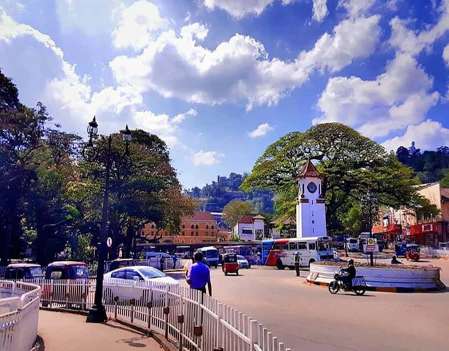 Kandy: City Explore with Local Guide By Tuk Tuk - Why Kandy works well by tuk-tuk