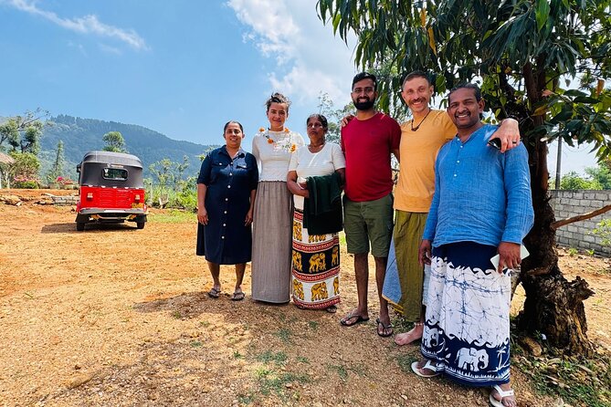 Kandy City Guided Tuk Tuk Tour with Lesley - Two hours among the Royal Botanical Gardens