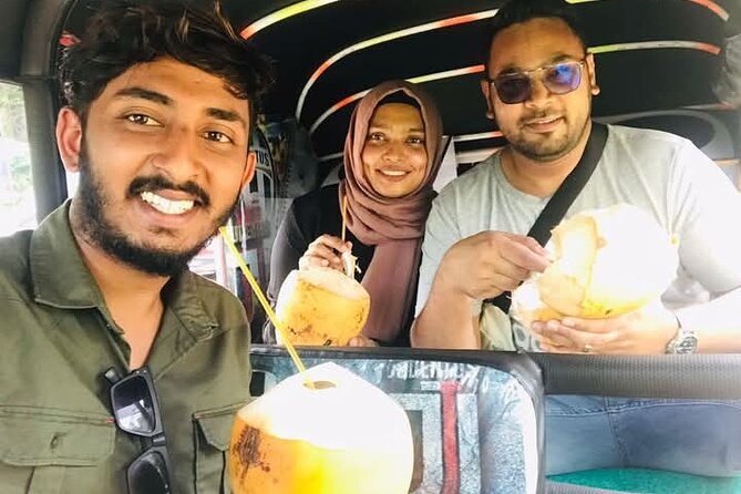 Kandy City Guided Tuk Tuk Tour with Lesley - Tea making at New Giragama Tea Factory