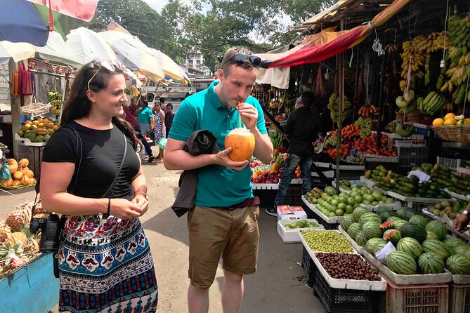 Kandy City Sightseeing and Ambuluwawa Tower by Tuk Tuk Tour - The cultural show and extra Kandy stops