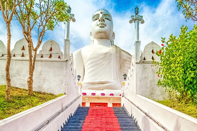 Kandy City Sightseeing and Ambuluwawa Tower by Tuk Tuk Tour - What the tuk-tuk adds to the day