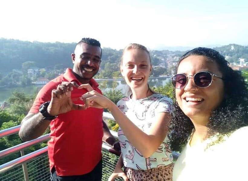 Kandy City Tour & Ambuluwawa Tuk Tuk Adventure - Ambuluwawa Tower and the day’s finest view