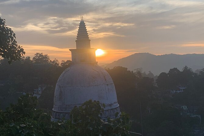 Kandy City Tour by Tuk Tuk with sana - Key points at a glance