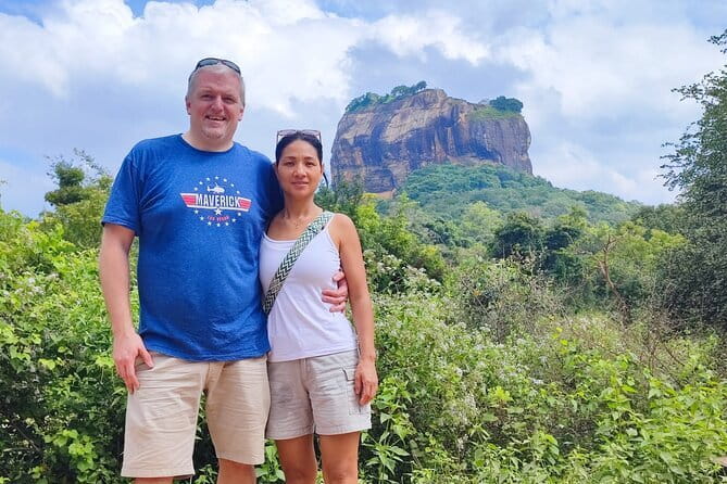 Kandy City Tour with Ambuluwawa by Tuk Tuk - Climbing the unusual Ambuluwawa Tower
