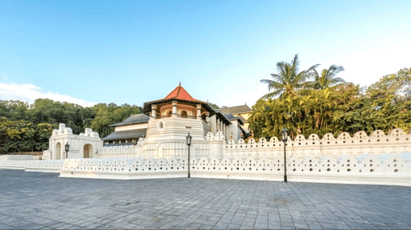 Kandy Cultural Tour from Colombo–Entry Fees & Lunch Included - Temple of the Sacred Tooth Relic, Kandy’s essential visit