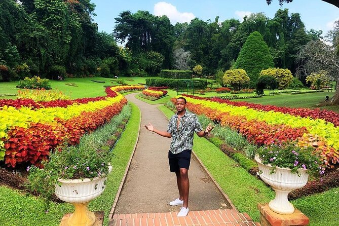 Kandy Day Trip with Tooth Relic Temple & Unique Attractions - Lunch, optional stops, and the changing shape of the day