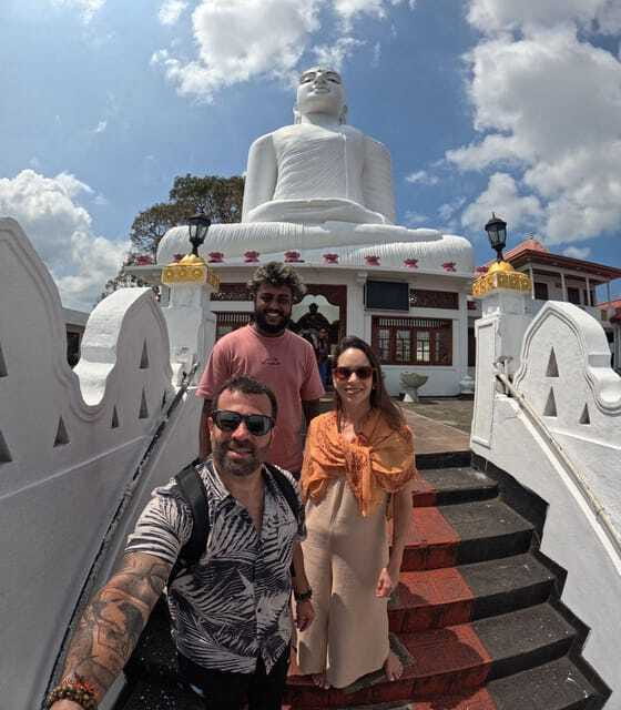 Kandy: Guided City Tour by Tuk-Tuk - Kandyan dance and the long-day option