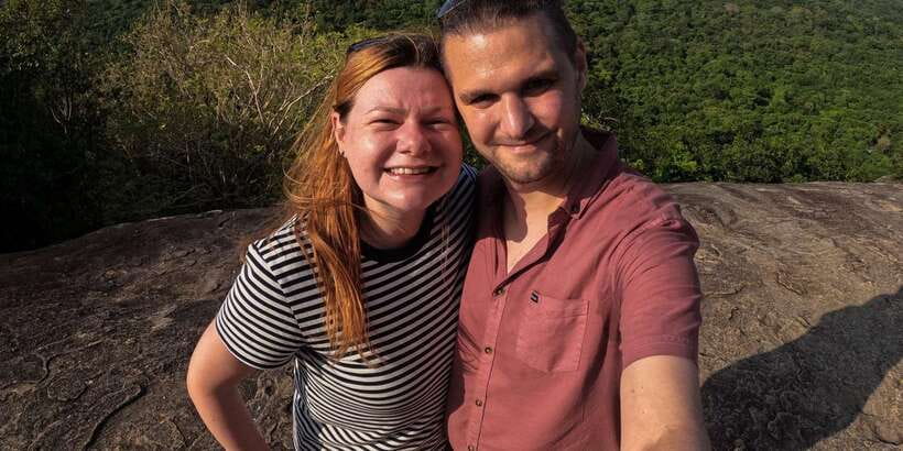 Kandy: Pidurangala Rock Sunrise and Minneriya Safari trip - Dambulla Cave Temple and Golden Temple
