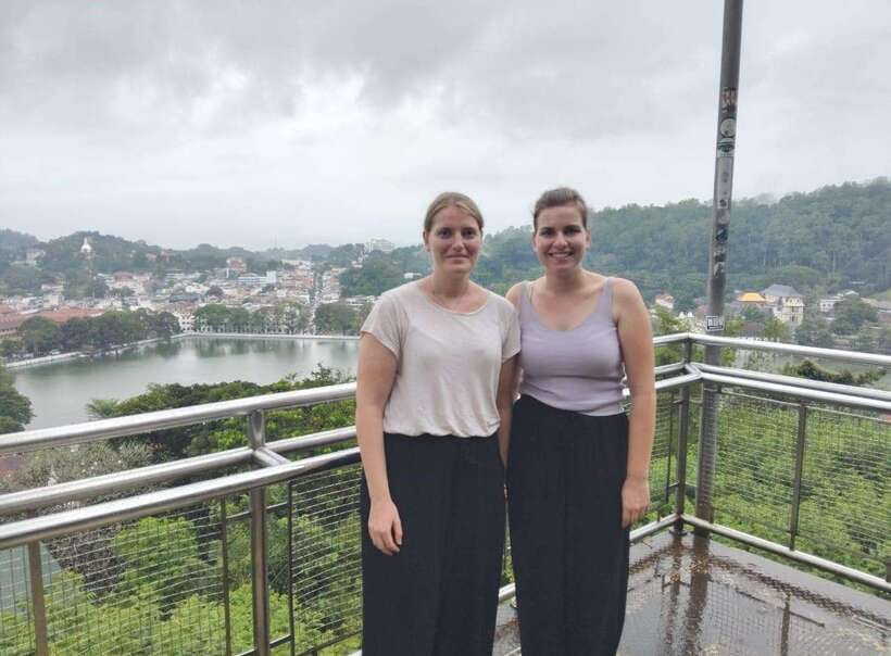 Kandy: Private Tuk Tuk Tour with Temple of the Tooth - Walking through the Royal Botanic Gardens