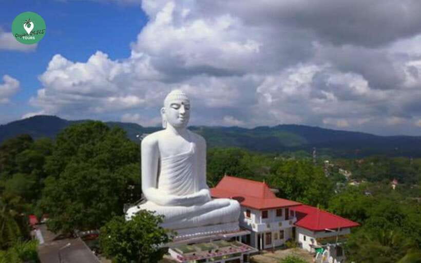 Kandy: Sightseeing WalkingTour Arround Kandy with LocalGuide - Kandy View Point gives you the city at a glance
