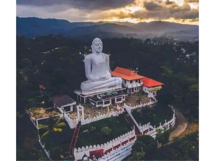Kandy to Pinnawala Guided Day Tours by Local - Kadugannawa gives you a short hill-country pause